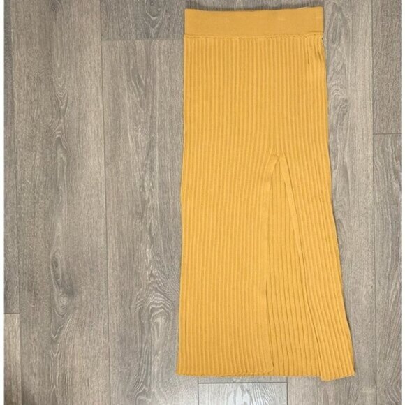 Aritzia Wilfred Zeta Midi Skirt Pleated High rise Ribbed Knit Side Slit Golden - Picture 5 of 14